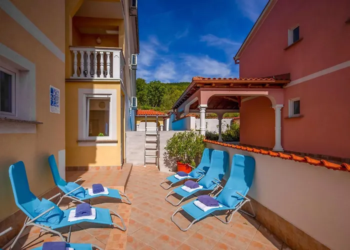 Mit Terrasse Und Meerblick By Interhome Dramalj