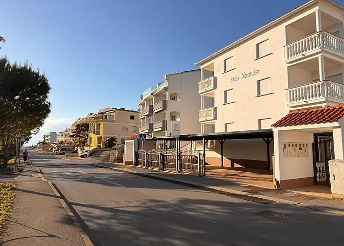 Apartamento Mit Terrasse Und Meerblick By Interhome