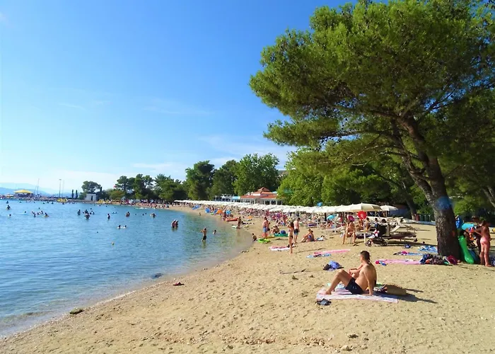 Mit Terrasse Und Meerblick By Interhome