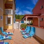 Mit Terrasse Und Meerblick By Interhome Dramalj